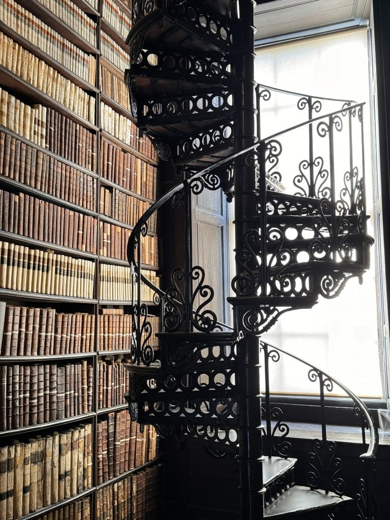 12 Biblioteca-Trinity-Irlanda