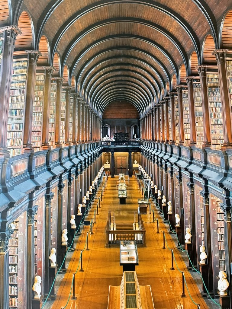 13 Biblioteca-Trinity-Irlanda
