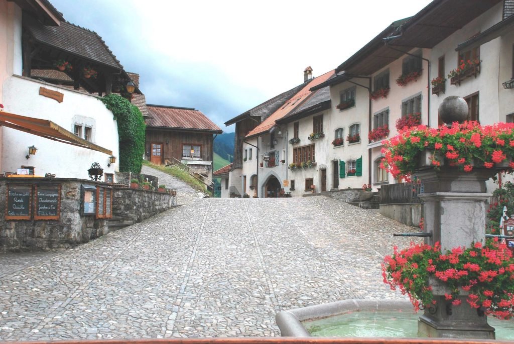 0ACalle-Gruyeres-Suiza