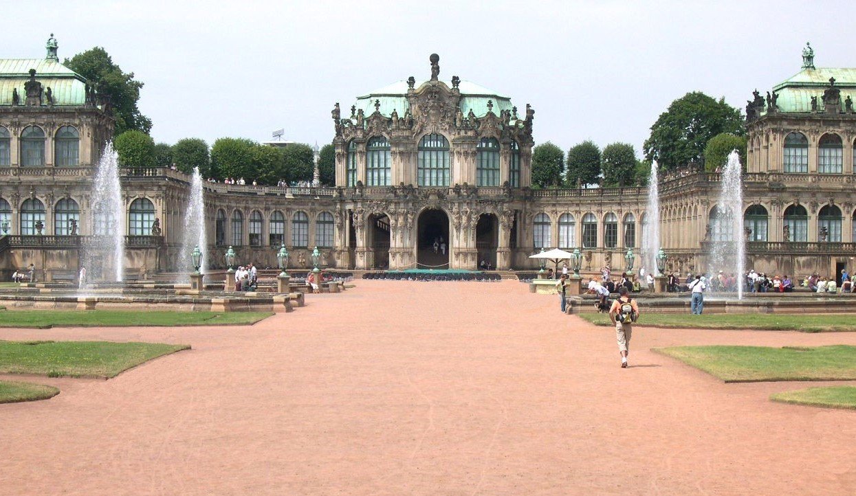 11 Zwinger (Dresde)
