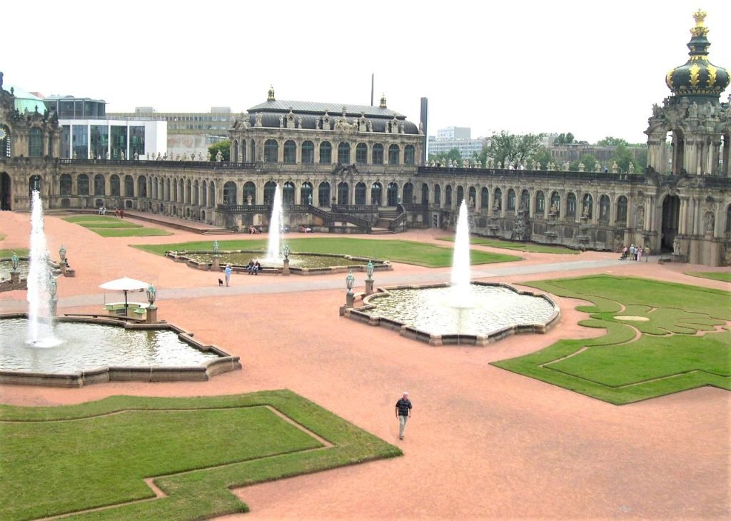 14 Zwinger