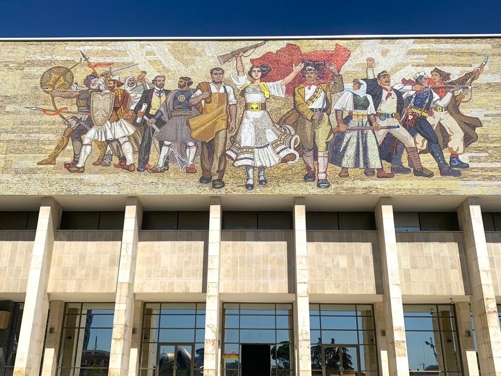 12 Museo-Tirana-Albania