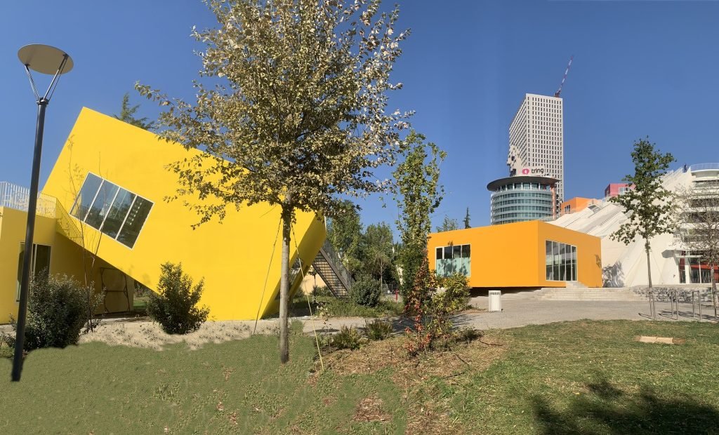 25 Blloku-Tirana-Albania