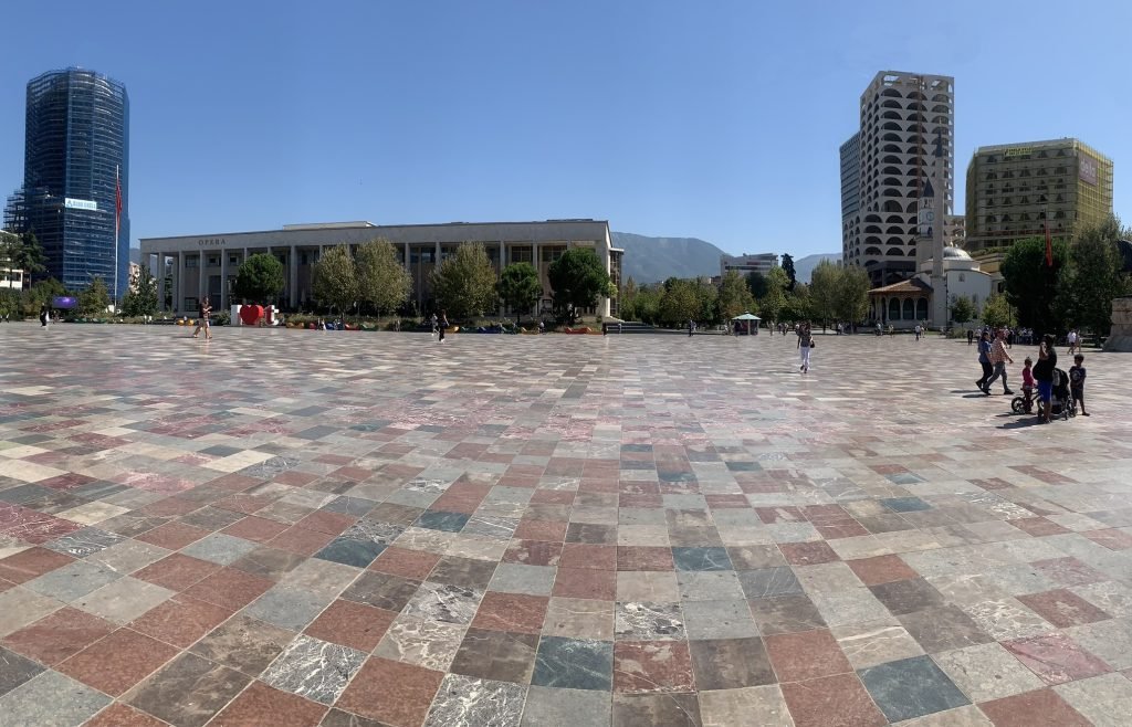 6 Plaza-Tirana-Albania