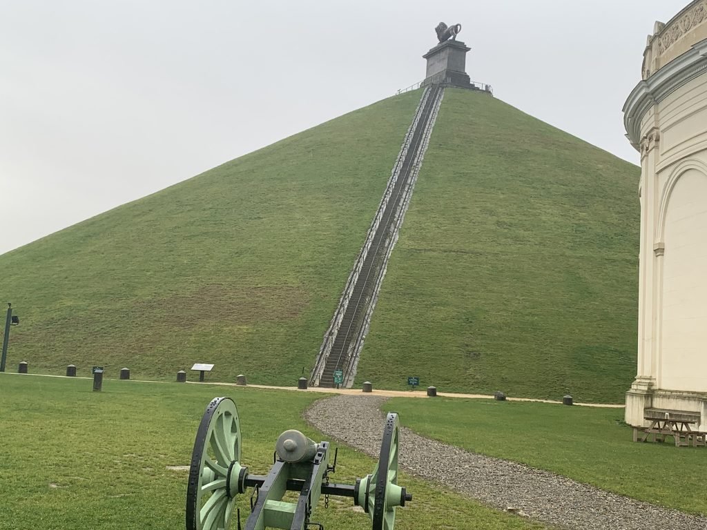 13 Memorial -Waterloo-Bégica