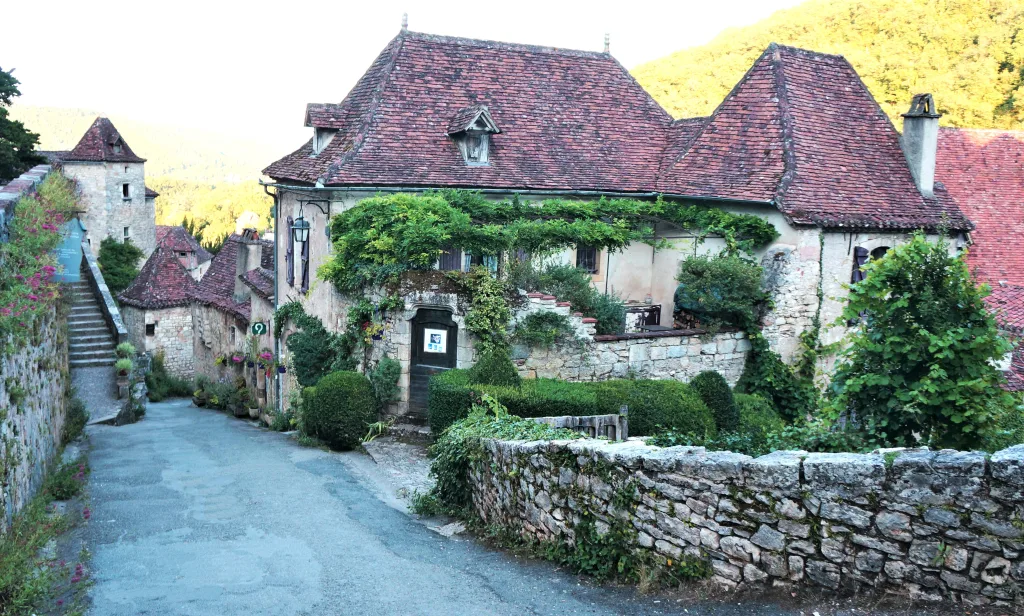 14 Saint Cirq Lapopie-francia