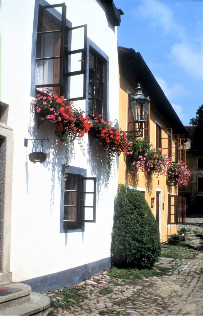 24 Cesky Krumlov-Bohemia