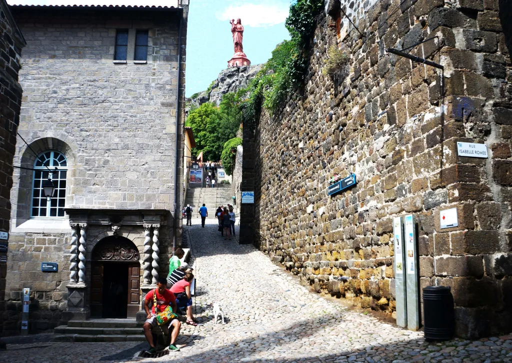 8 Capilla de los Penitentes-Le Puy-Francia