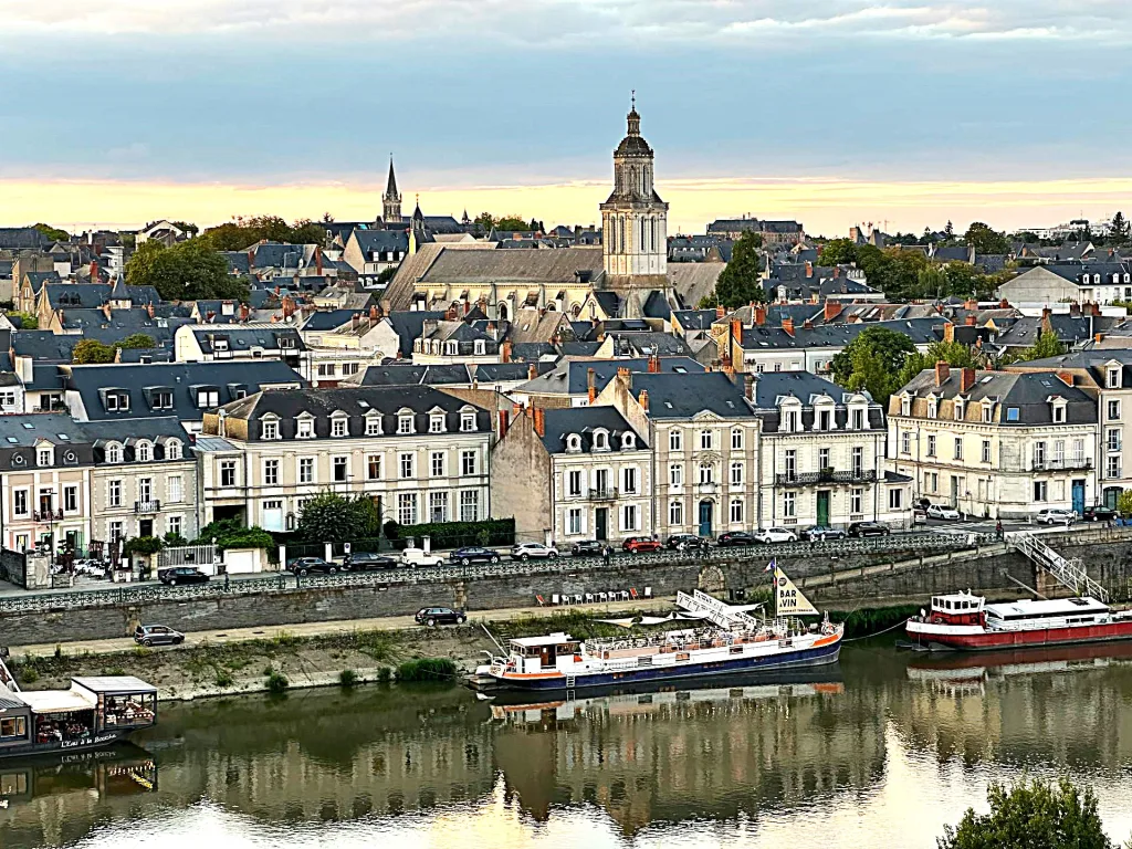 1 Loira-Francia