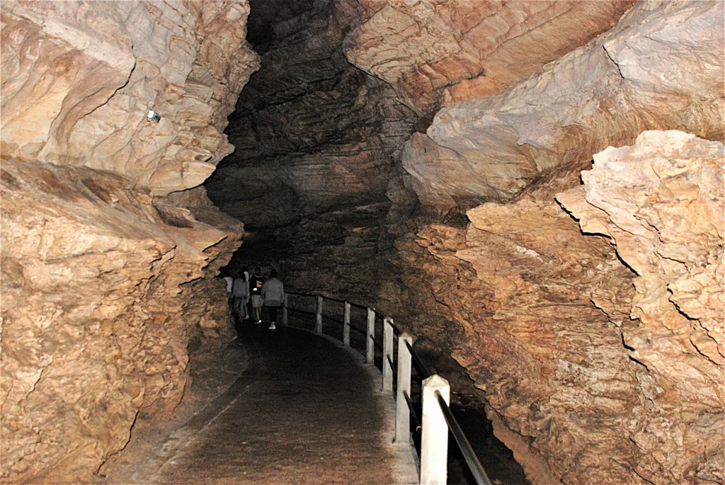 12 Gouffre de Padirac-Lot-Francia