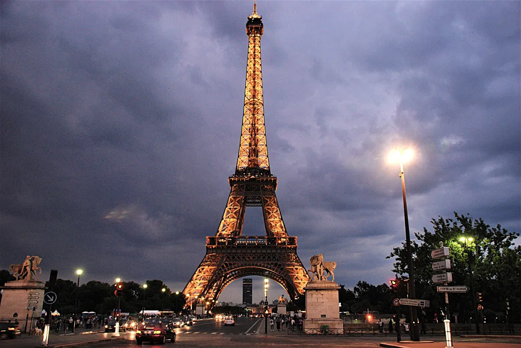 13 Torre Eiffel-París-Francia