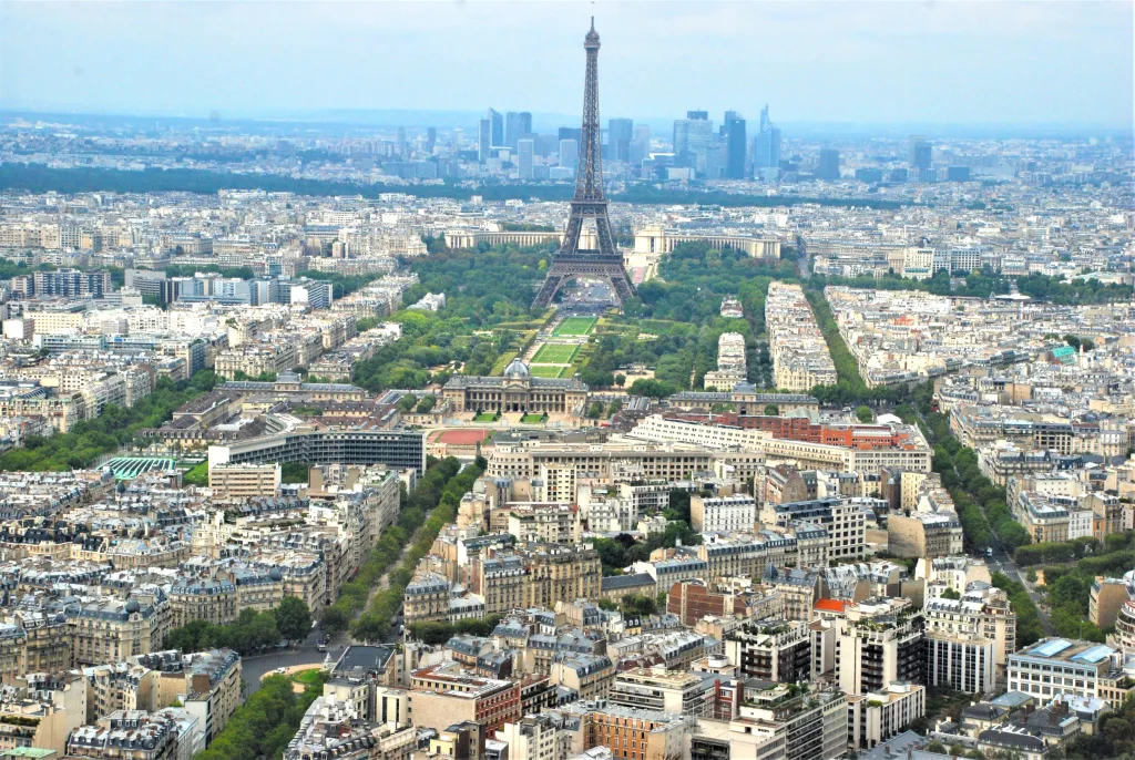 13 Torre Montparnasse-París-Francia