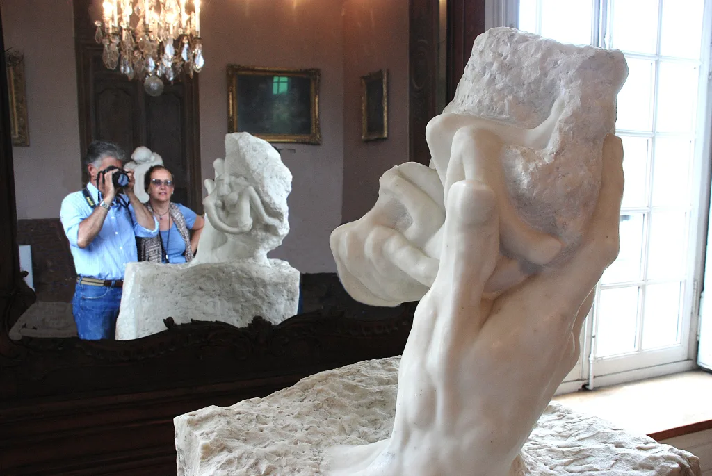 14 Mano de Dios-Museo Rodin-París-Francia
