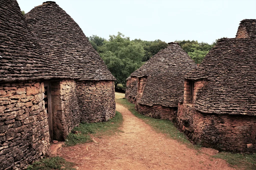2 cabanes de Breuil-Perigord-Francia