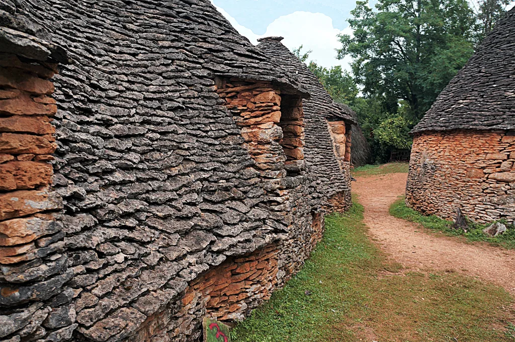 3 Cabanes de Breuil-Perigord-Francia