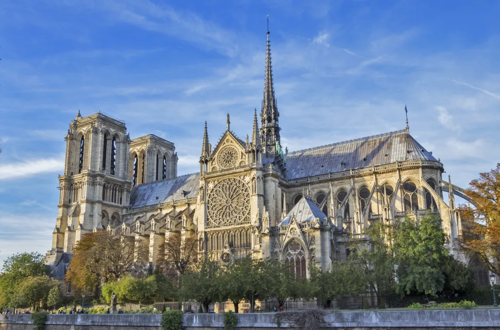3 Notre dame-París-Francia
