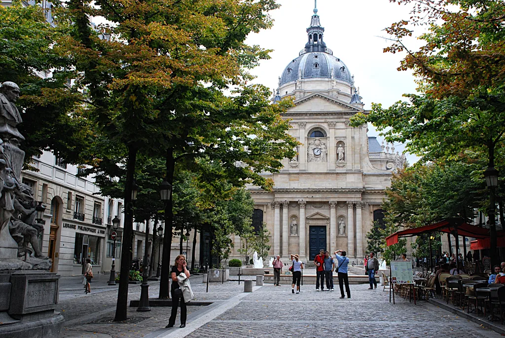 5 Sorbonne-París-Francia