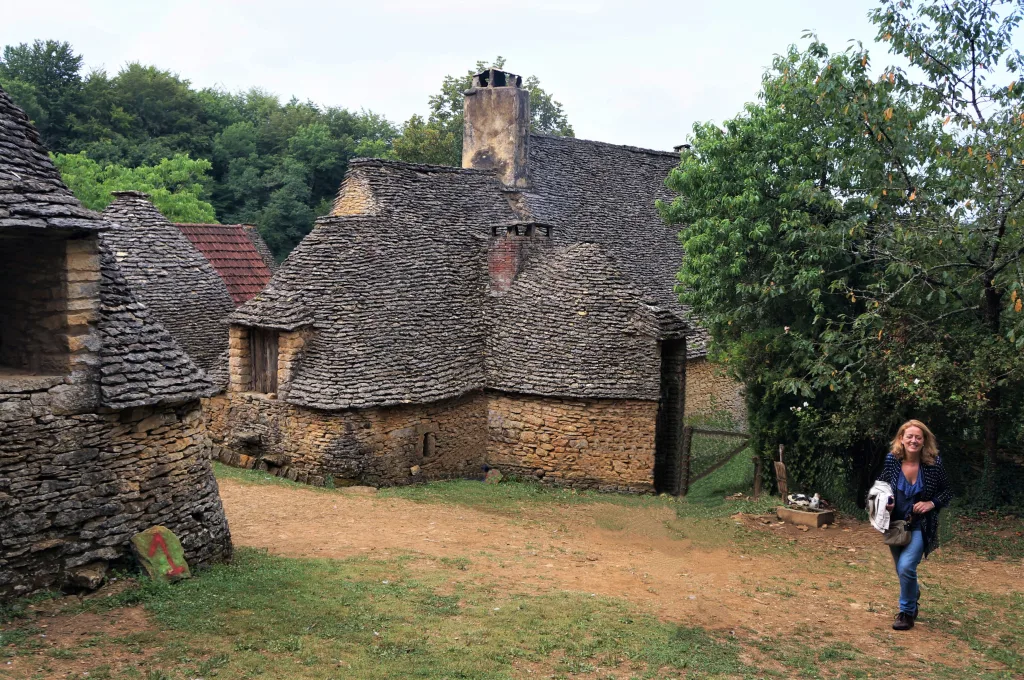 5 cabanes de Breuil-Perigord-Francia