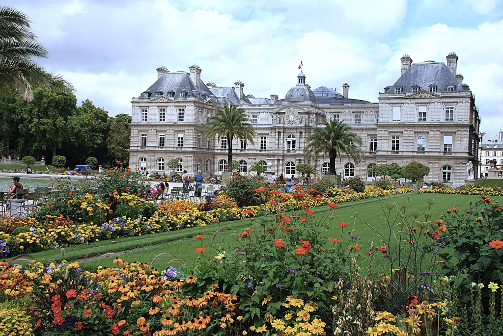 6 Jardines Luxemburgo-París-Francia