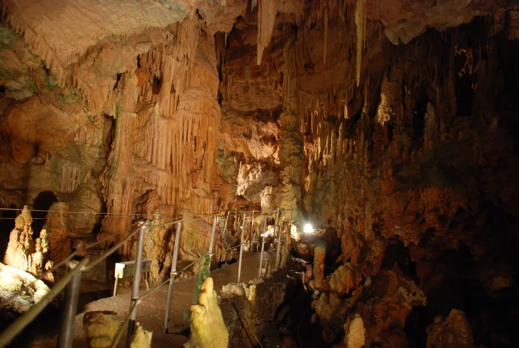 13 Cueva Vlychada-Peloponeso-grecia