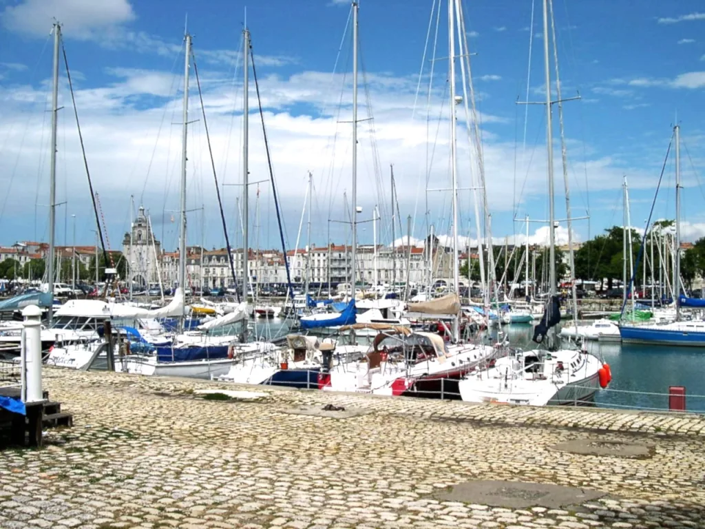 6 La Rochelle-Aquitania-Francia