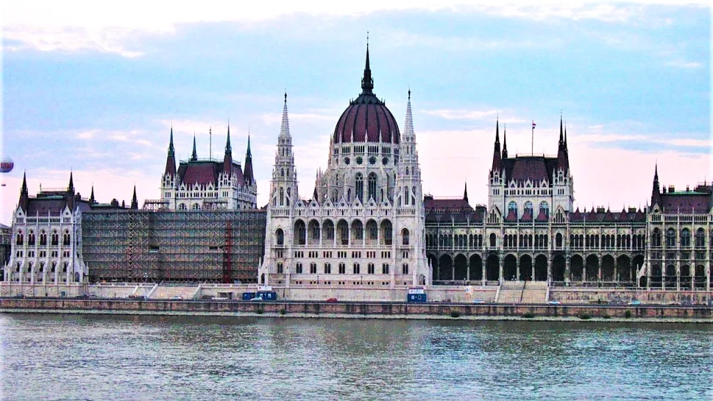 17 Parlamento-Budapest-Hungría