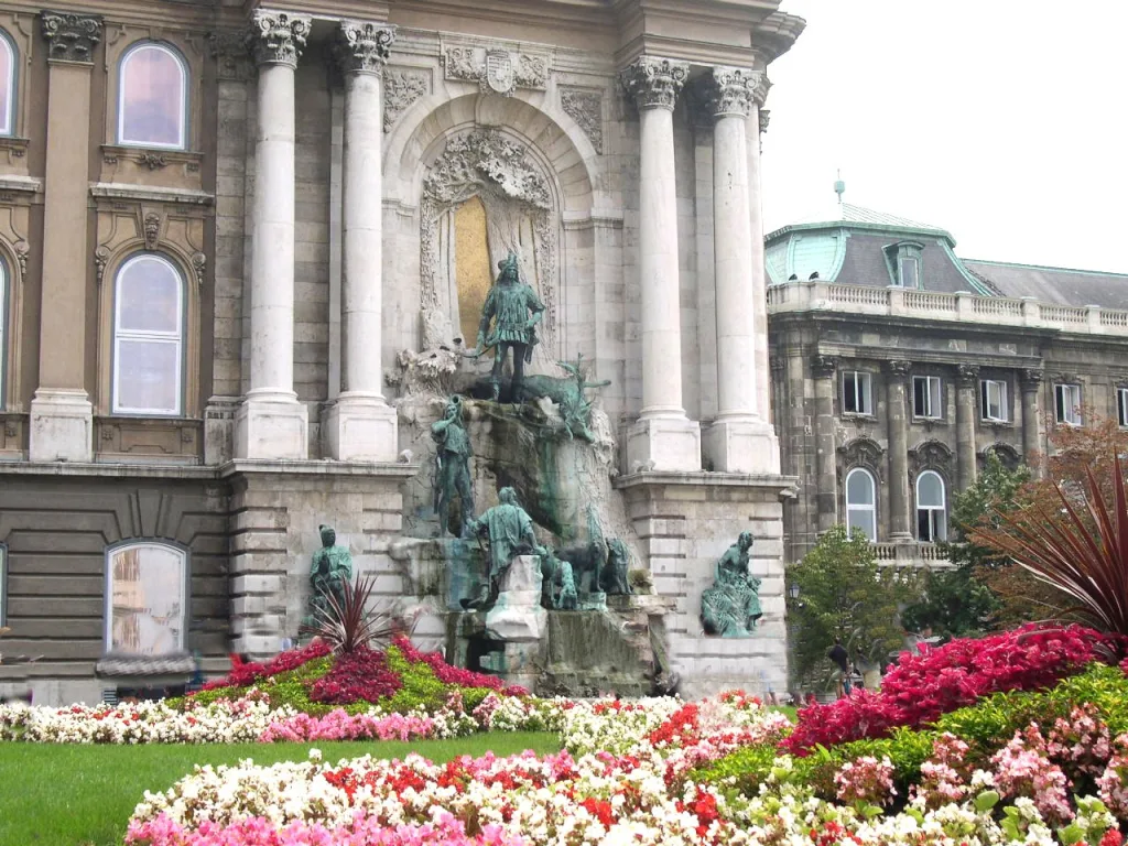 6 Fuente Maathías-Budapest-Hungría