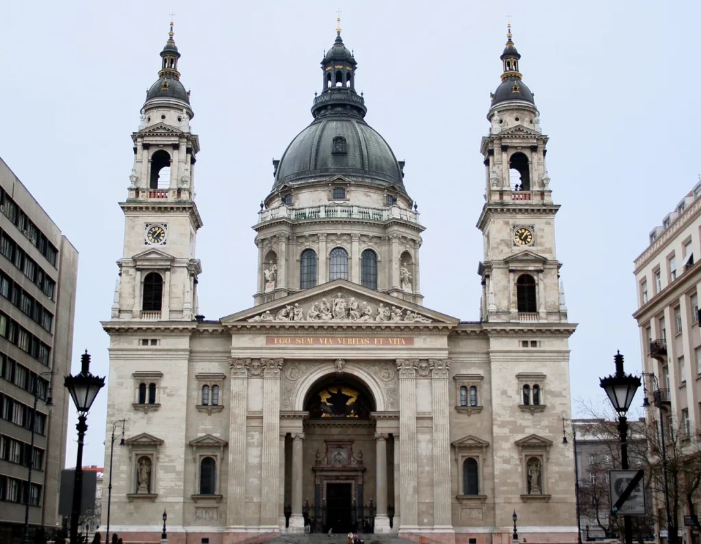 10 San Esteban-Budapest-Hungría