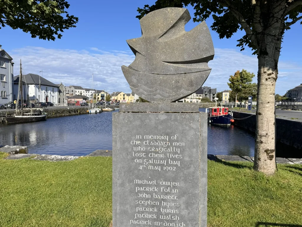 13 Monumento-Galway-Irlanda