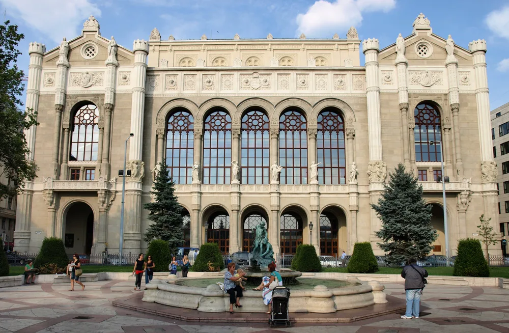 19 Vigadó-Budapest-Hungría