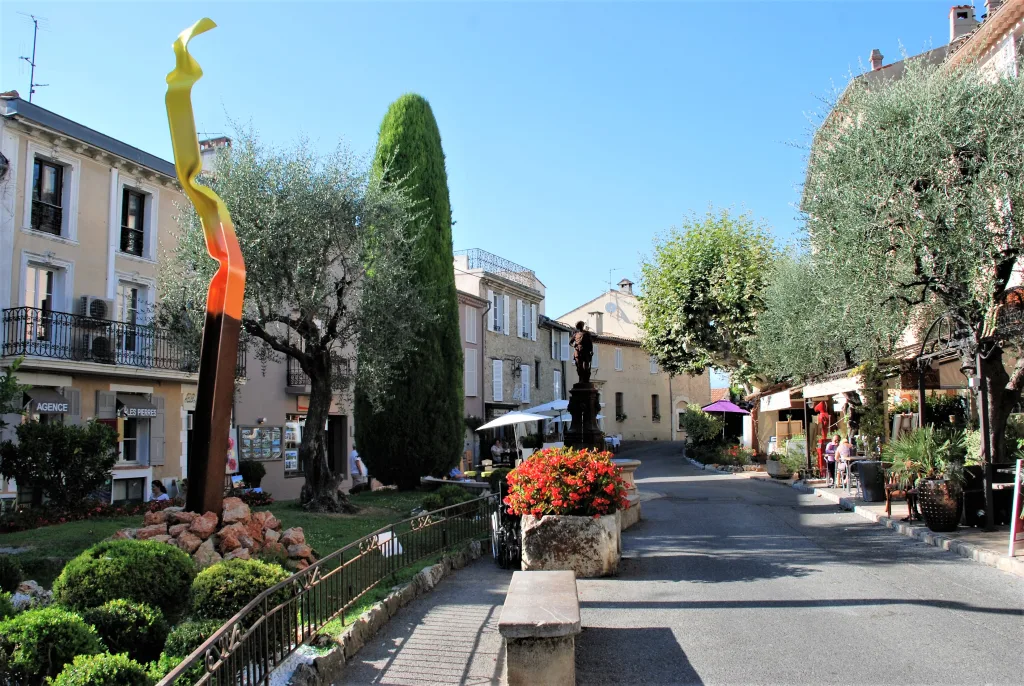 1 Mougins-Francia