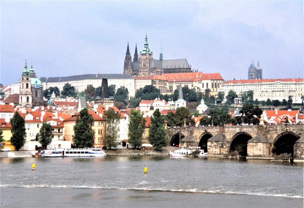1 Praga-Bohemia