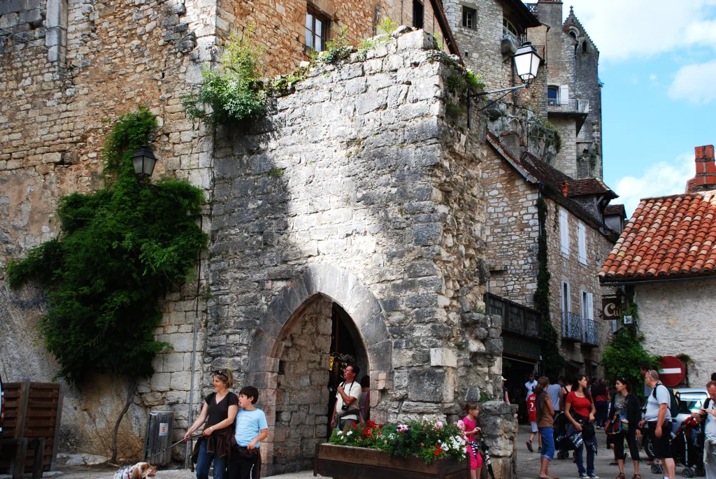 10 Puerta-Rocamadour-Francia