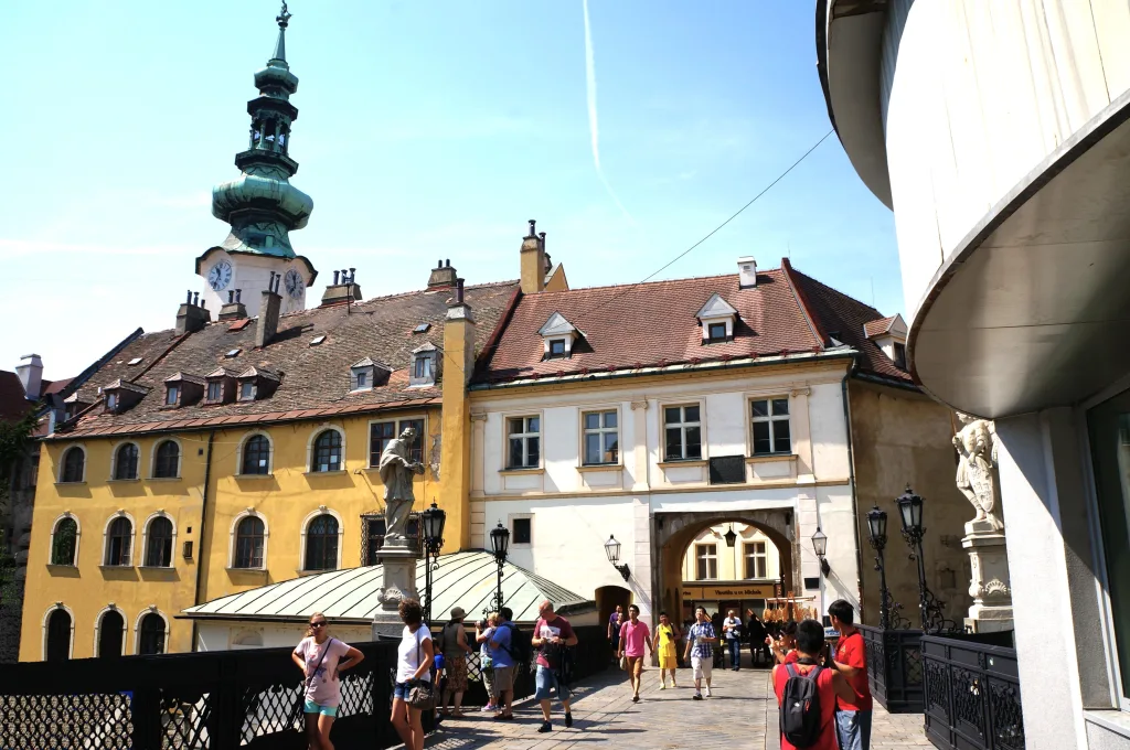 11 Bratislava- Eslovaquia
