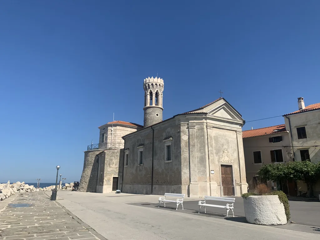 12 Iglesia_piran-Eslovenis
