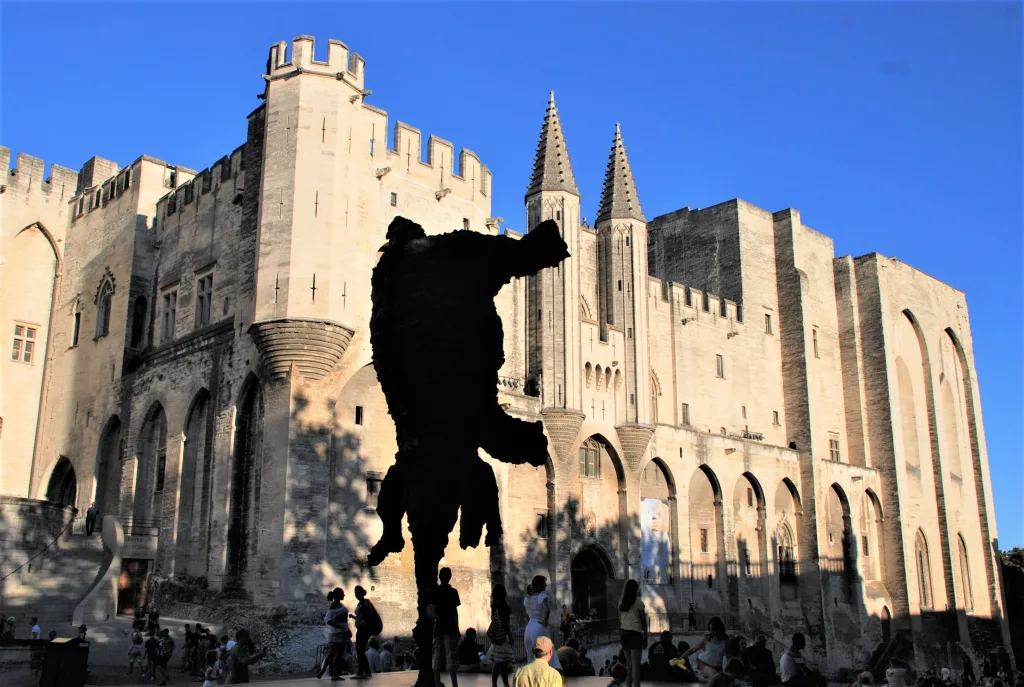 13 Plaza de los Papas-Avignon-Franvcia