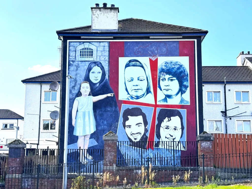 19 Murales-Derry-Irlanda del Norte