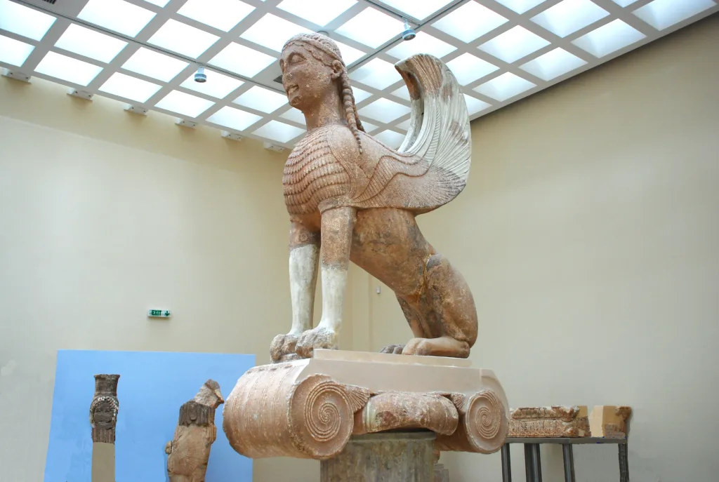 22 Esfinge de Naxox-Delfos-Grecia