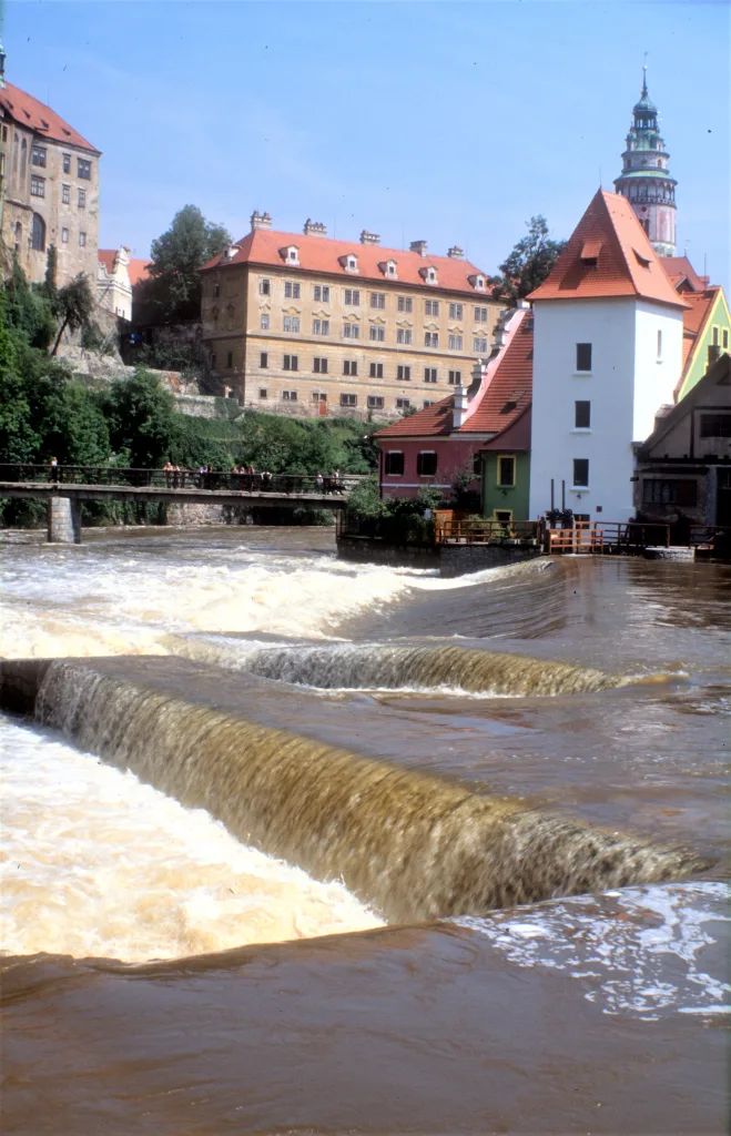 25 Cesky Krumlov-Bohemia