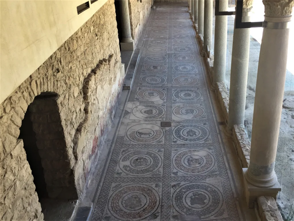 34 Pasillos Villa casale-Sicilia-Italia