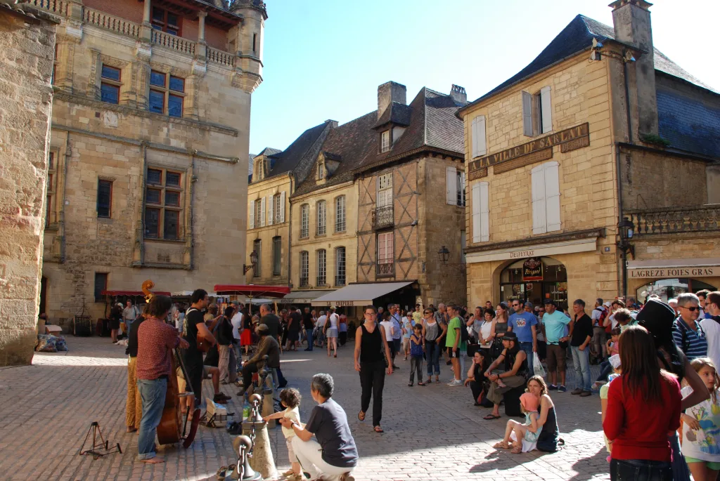 6 Edificios-sarlat-francia