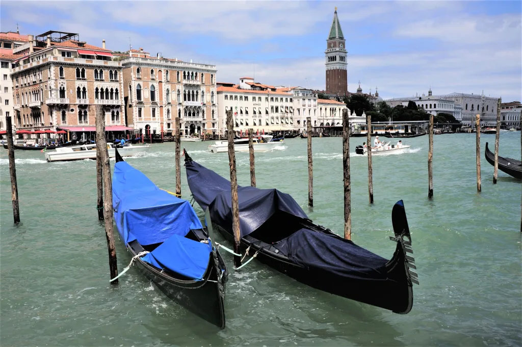 1 Góndolas-Venezia-Italia