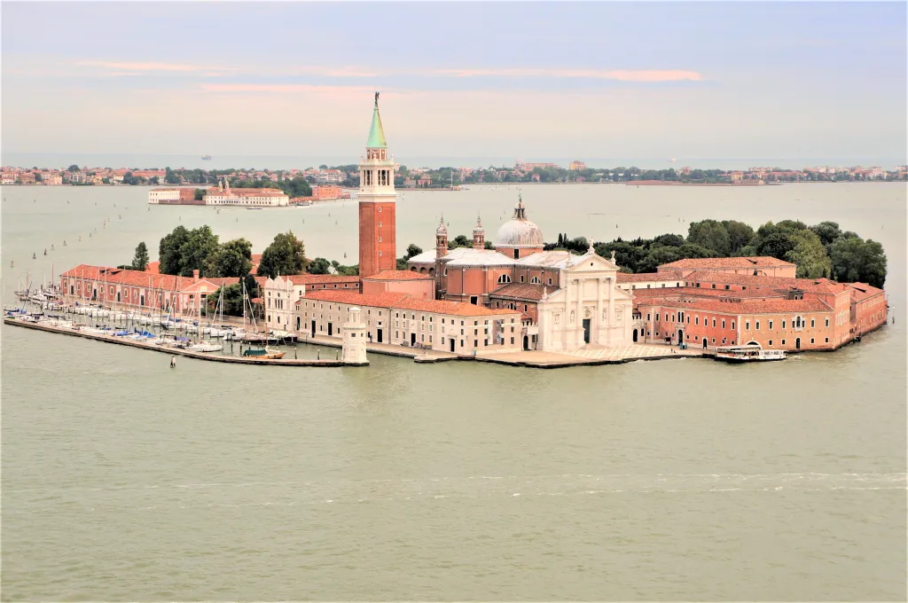12 S Giordgio-Venezia.Italia