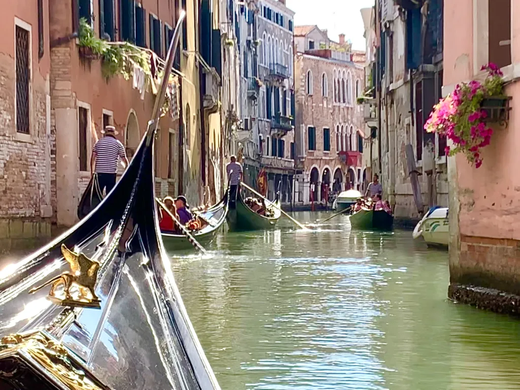 20 Góndolas-Venezia-Italia