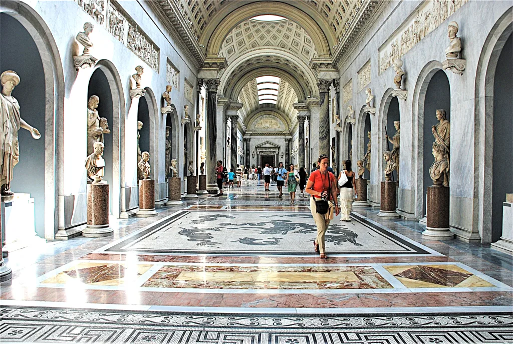 23 Braccio Nuovo-Vaticano-Roma.Italia