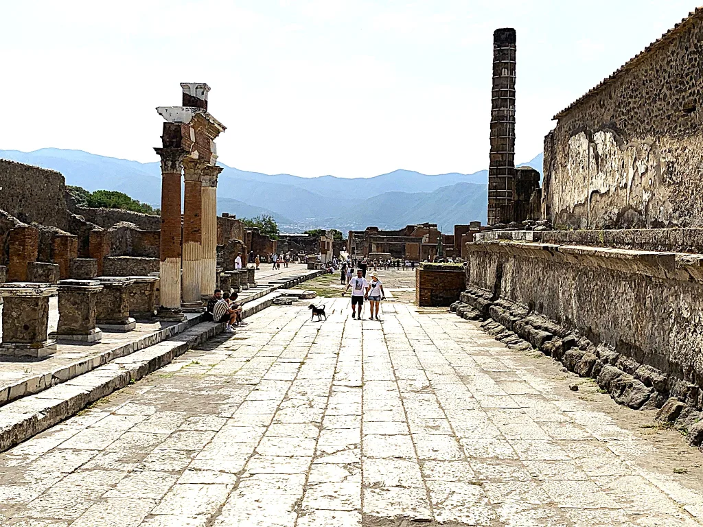 23 Foro-Pompeya-Italia