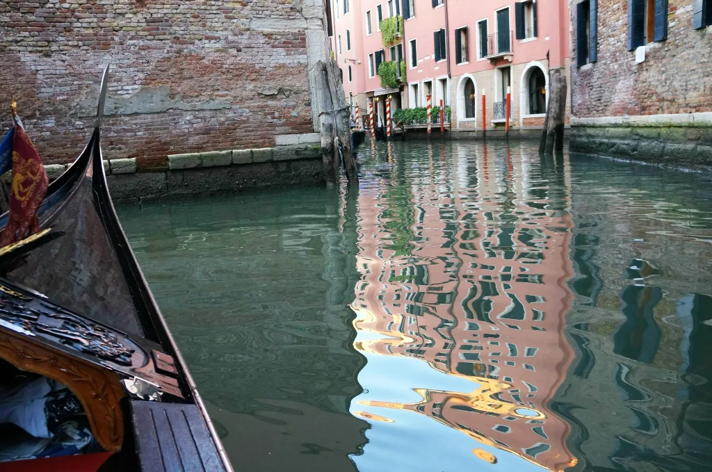 23 Góndolas-Veneziz-Italia