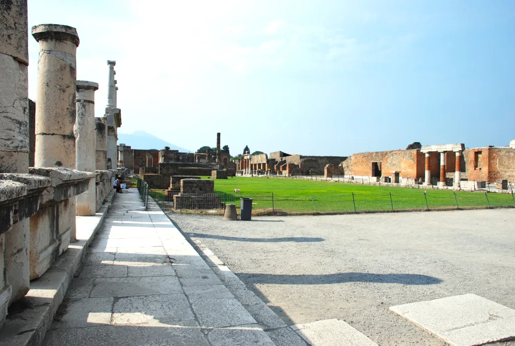 24 Pompeya-Italia