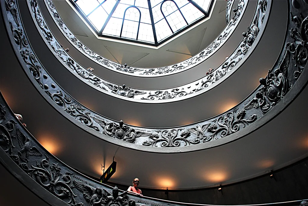 28 Escalera Bramante-Vaticano-Roma-Italia
