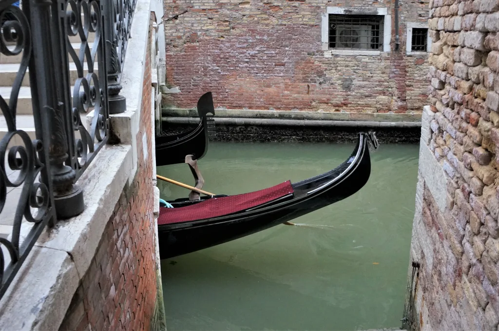28 Góndolas-Venezia-Italia